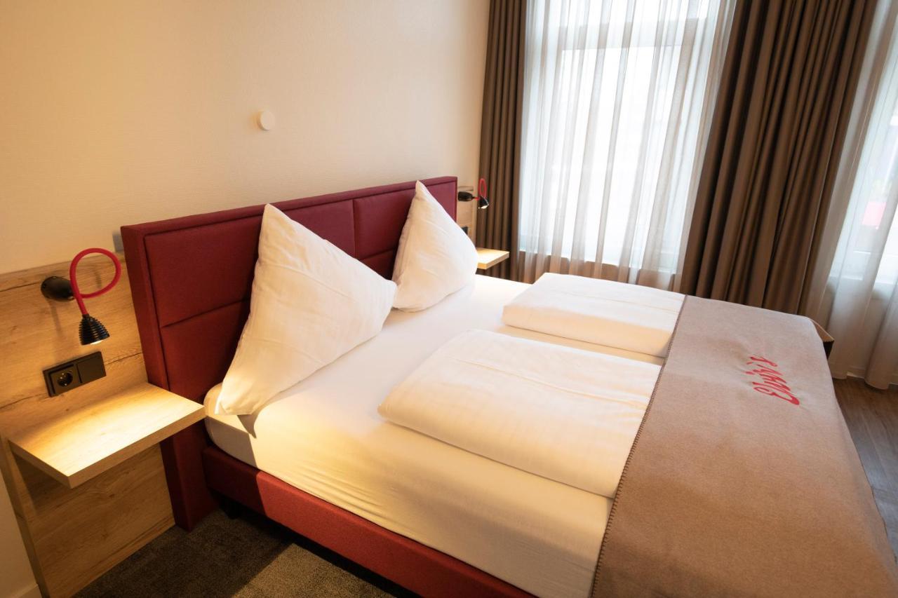 ווסטרשטדה Hotel Restaurant Zur Linde מראה חיצוני תמונה